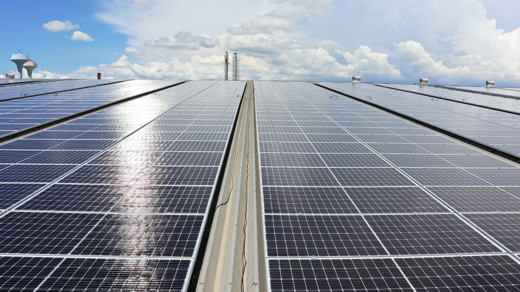 Contracting und Pacht in der Photovoltaik – flexible Modelle für nachhaltige Energie